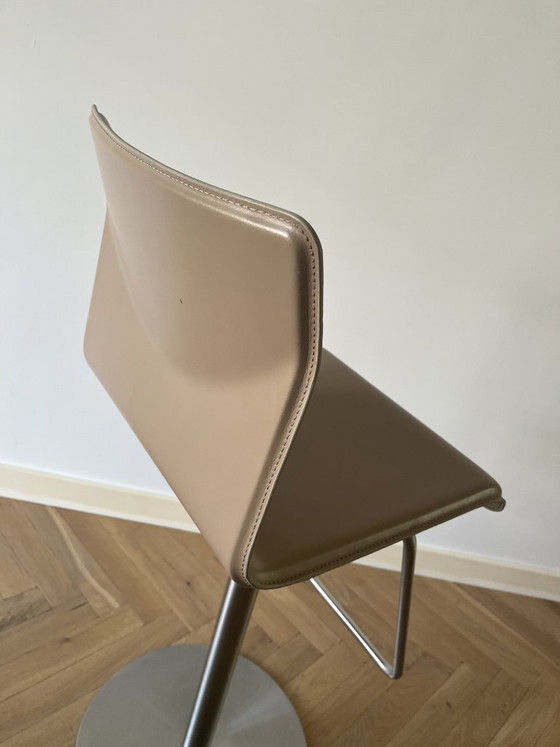 2 taburetes de bar Venezia – Leather, Metal (photo 3 of 10)