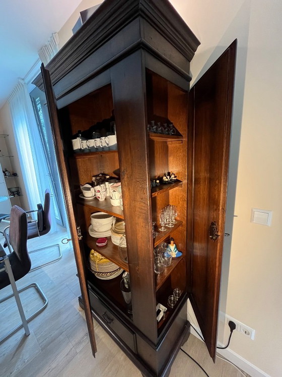 Image 1 of Eikenhouten wandkast van Almondehoeve. 190cm hoog