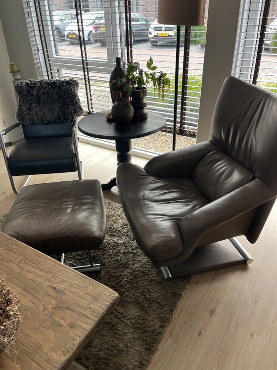 Image 1 of Fauteuil et repose-pieds Rolf Benz type 6500