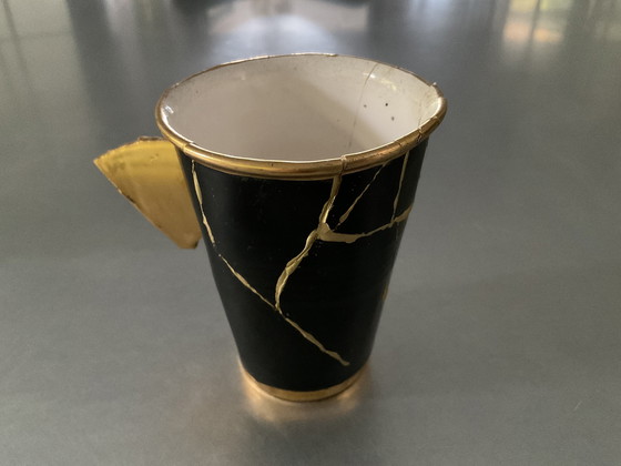 Image 1 of 2x rare "crease cups" black and gold