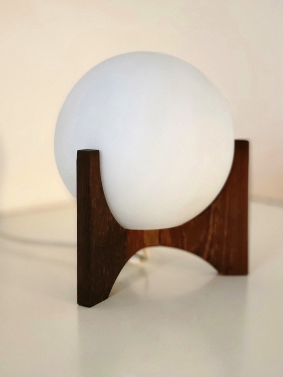 Raak Amsterdam Hokusai D-2022 table lamp in wenge & opal glass – Wood (photo 6 of 8)