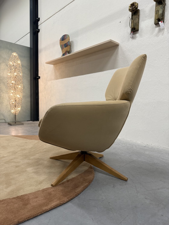 Image 1 of Poltrona girevole Leolux Lloyd con tessuto Comfort Plus