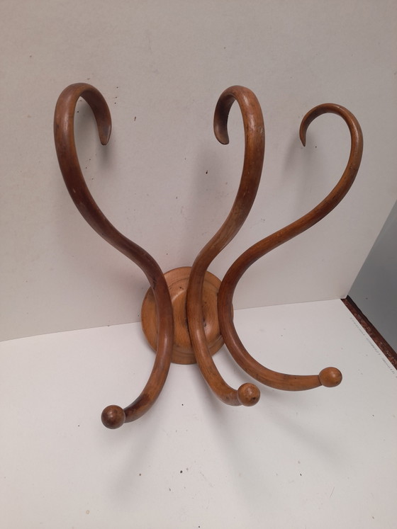 Thonet gebogen wandkapstok van beukenhout – Wandrek, Wood (photo 3 of 6)