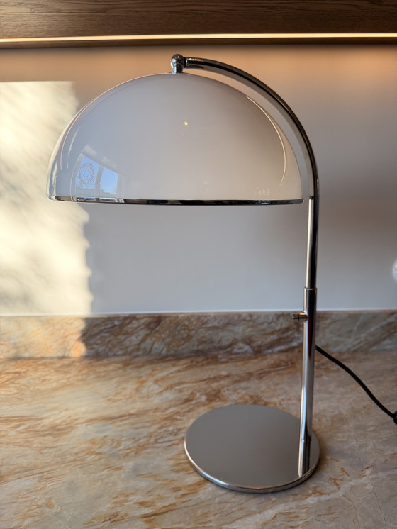 Image 1 of Lámpara de mesa italiana de mediados de siglo en cromo y acrílico, década de 1970