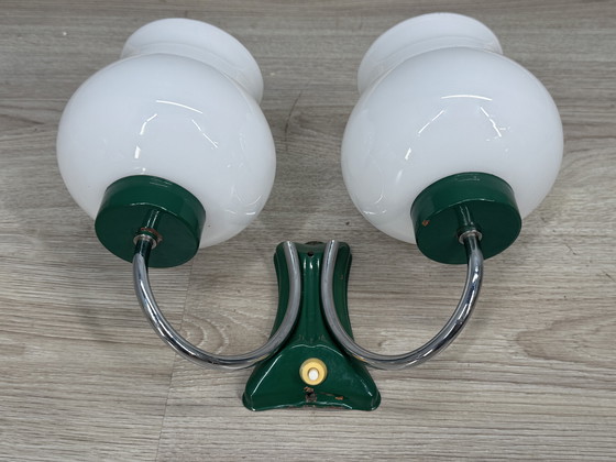 Image 1 of Applique murale vintage avec double abat-jour en verre - pleine de caractère et unique