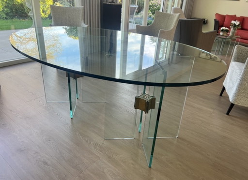 Ghyczy Glass dining table, oval. Brand Ghyczy