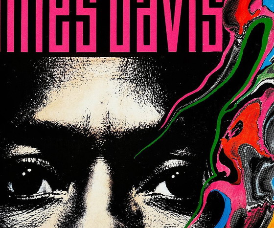 Image 1 of Miles Davis, bijgenaamd "The Prince of Darkness" - Jazzposter 1989 - 70 × 100 cm