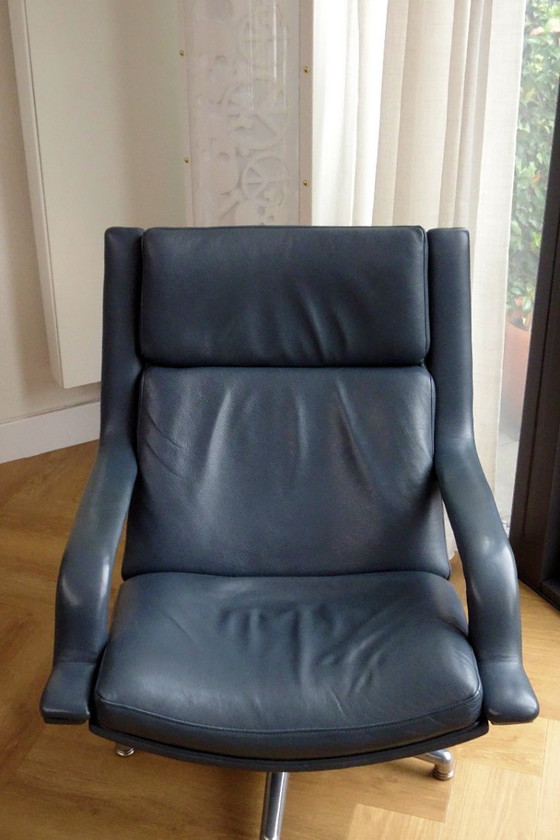 Image 1 of Artifort F140 armchair - newly upholstered, perfect condition