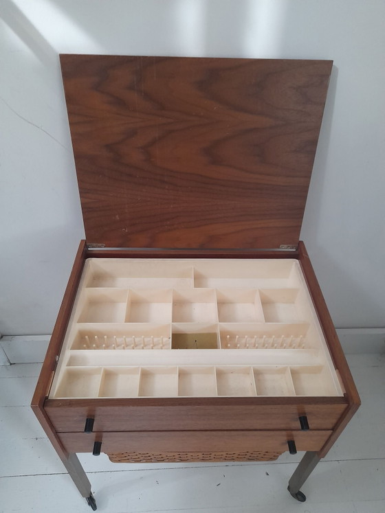 Small Scandinavian Teak Sewing Cabinet 60s – Storage cabinet, Wood (photo 6 of 8)