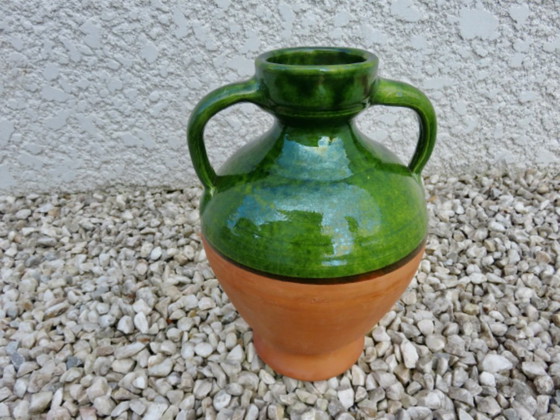Image 1 of Brocca per l'acqua in terracotta smaltata verde, proveniente dal sud della Francia, anni '50.