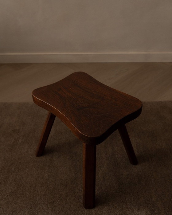 Image 1 of Vintage houten kruk in organische vorm