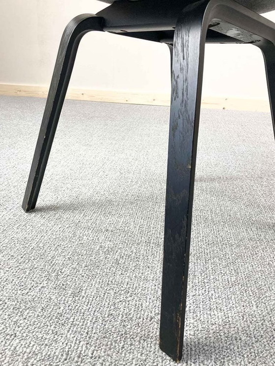 Image 1 of Hay Aac23 Meeting Chair