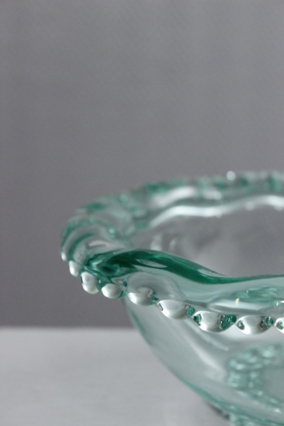 Image 1 of Coupe à fruits ou saladier cristal rebord perlé Pierre d'Avesn France 1940s