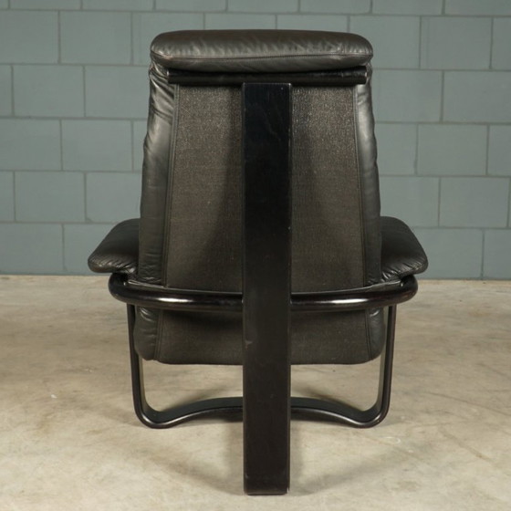 Fauteuil lounge vintage « Manta » – Ingmar Relling – Westnofa – 1970 – Wood, Leather (photo 5 of 15)