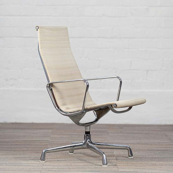 Image 1 of 1X Herman Miller Charles Ray Eames Ea116