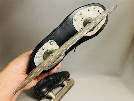 Image 1 of Schwarze Schlittschuhe aus Leder aus der UdSSR 1950er Jahre