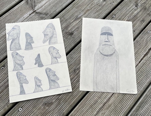 Dessins Moai graphite.  A4 21x29cm