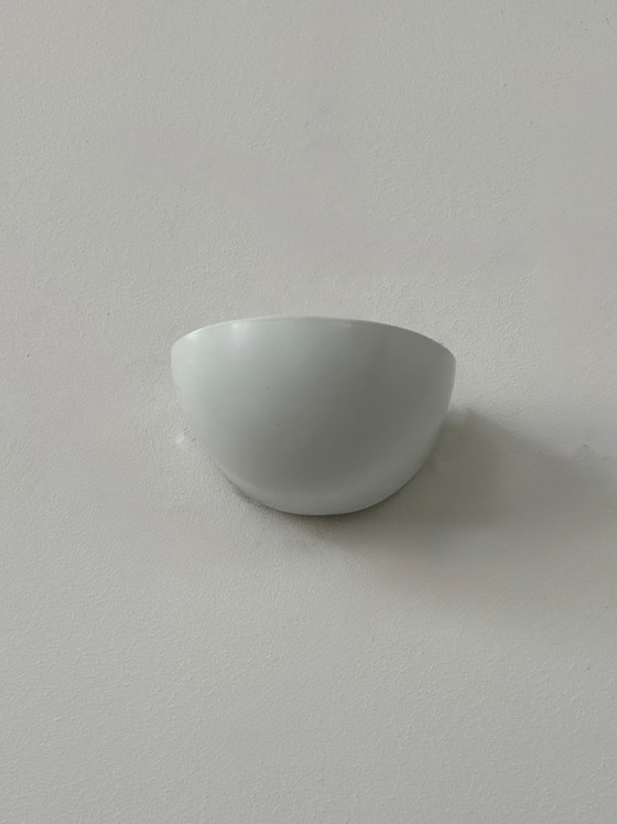 Image 1 of Pair of vintage wall lights in matte white lacquered metal, Italy, 1980