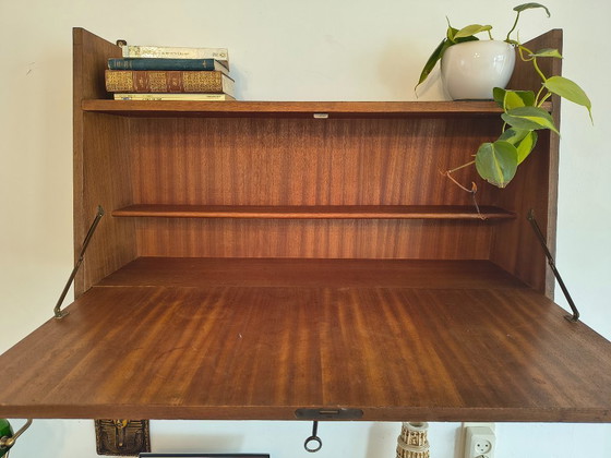 Image 1 of Mobiletto da parete | Metà anni '60 | teak | danese