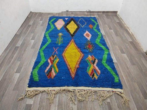 Moroccan handcrafted rug 250cm x 150cm
