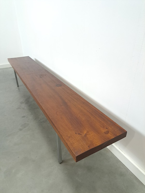 Image 1 of Banc en acajou massif avec pieds chromés