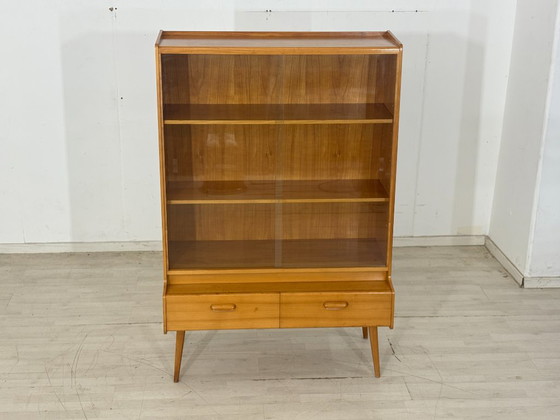 Vetrina in stile metà secolo | Credenza alta | Mobile vintage | Mobile da esposizione – Vetrine, Wood (photo 2 of 11)
