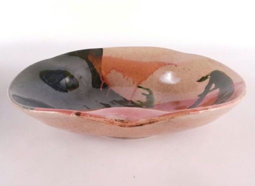 Set of two handmade ceramic bowls with abstract motifs – decoratieve objecten (photo 2 of 13)