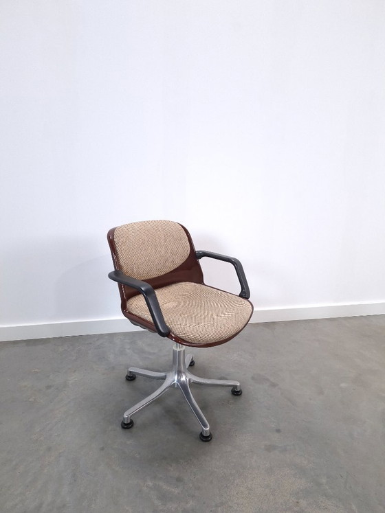 Office chair Burkhard Vogtherr for Fröscher Sitform 70s, chair 2 – Plastic (photo 11 of 13)