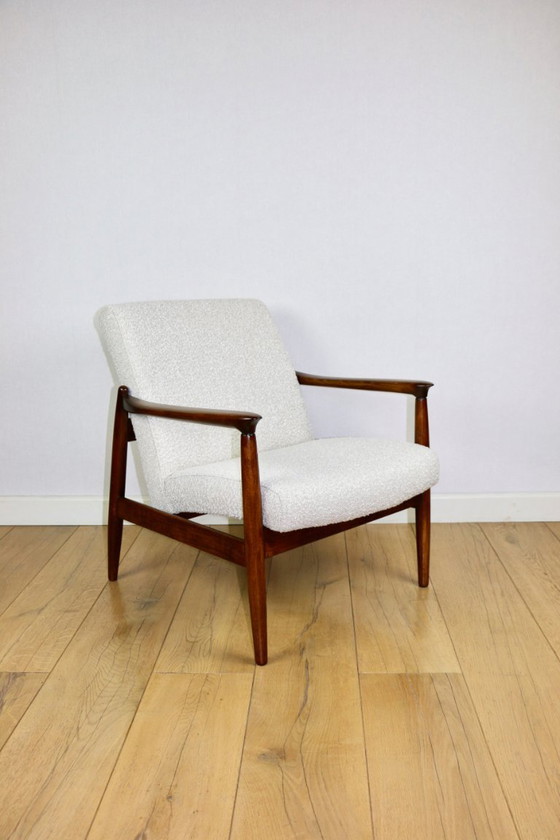 Image 1 of Sessel GFM-64, entworfen von Edmund Homa in den 70er Jahren, Elfenbeinweiß – 2 Stück verfügbar