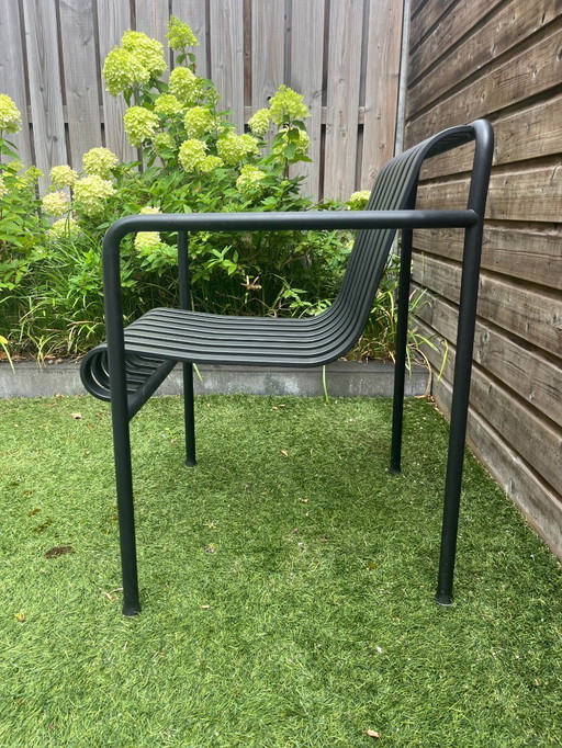 1x hay palissade table | 4x hay palissade armchair | 4x hay palissade guilted coushin