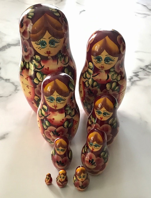 Russian dolls or Matryoshka