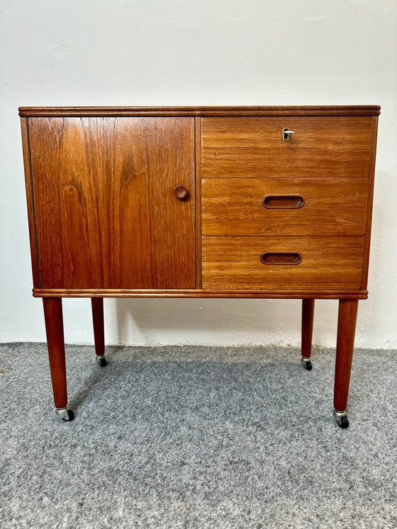 Cassettiera Mid Century in teak, design danese, anni '50 '60, vintage, Cassettiere, Legno, Marrone (foto 7 di 12)