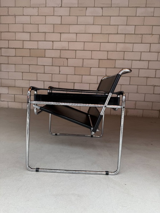 Image 1 of Sedia vintage Wassily di Marcel Breuer (altro in magazzino)