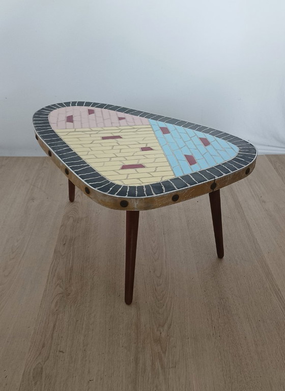 Image 1 of Table d'appoint en mosaïque des années 1950