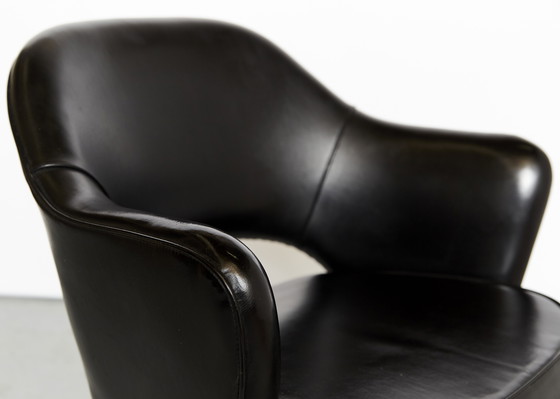 Image 1 of No.71 Conference Chair by Eero Saarinen for Knoll International