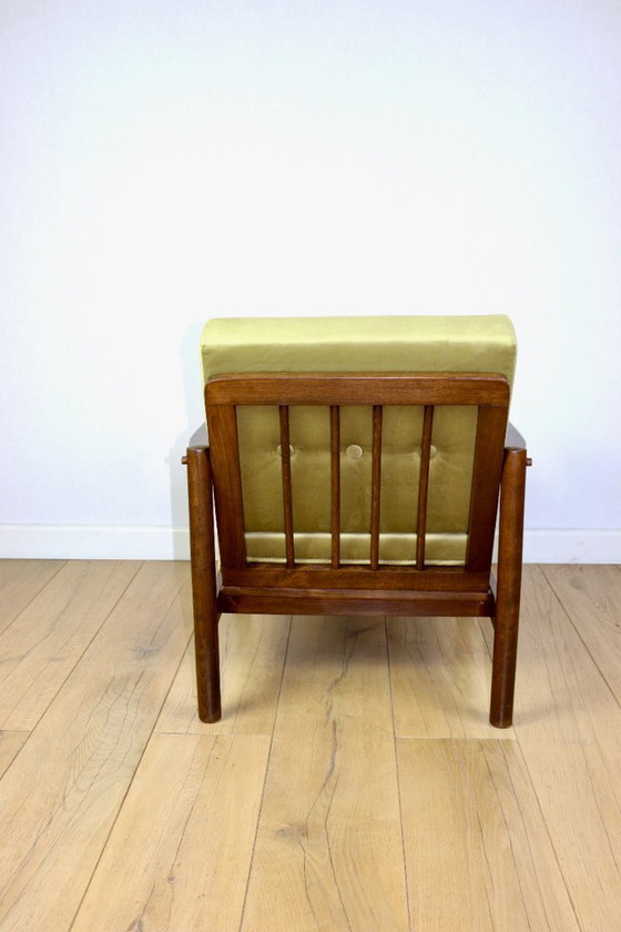 Image 1 of Fauteuil en bois design Z. Baczyk, marron olive vintage - 3 exemplaires disponibles
