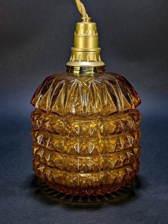 Vintage Diamond Pineapple Lamp in Amber Glass – 1960 – Pendant lamps, Metal (photo 4 of 6)