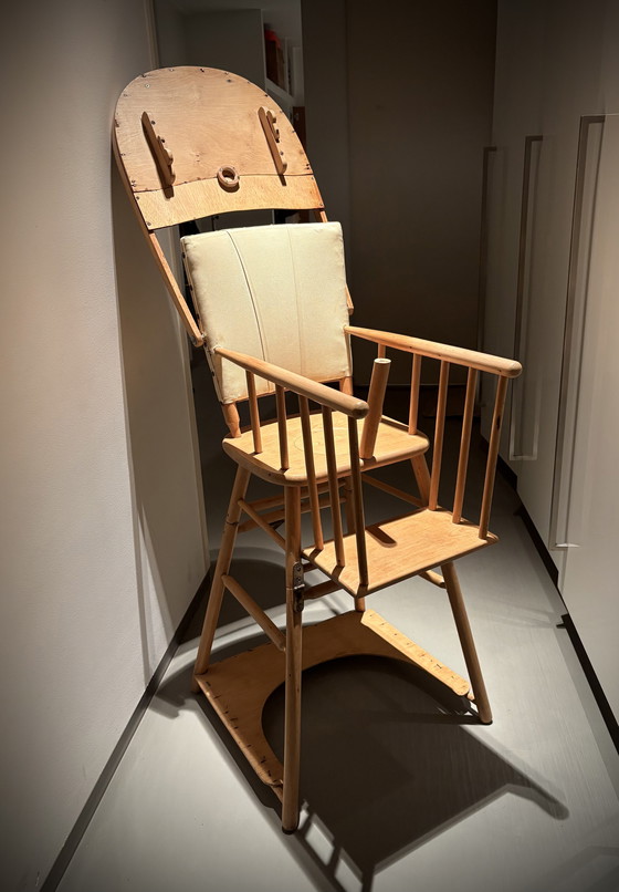 Image 1 of Chaise d'enfant vintage