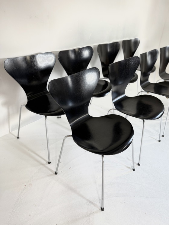 Image 1 of 8x Sillas Fritz Hansen negras