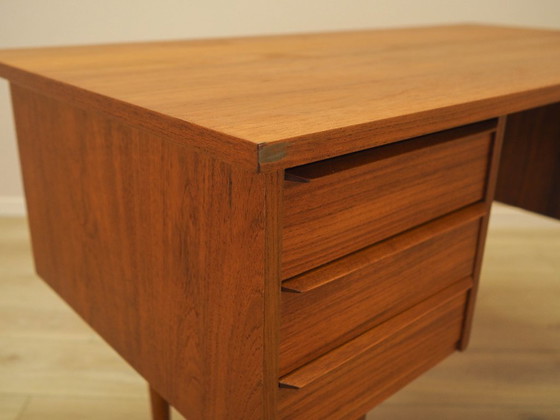 Image 1 of Teakholz-Schreibtisch, dänisches Design, 1970er Jahre, hergestellt in Dänemark