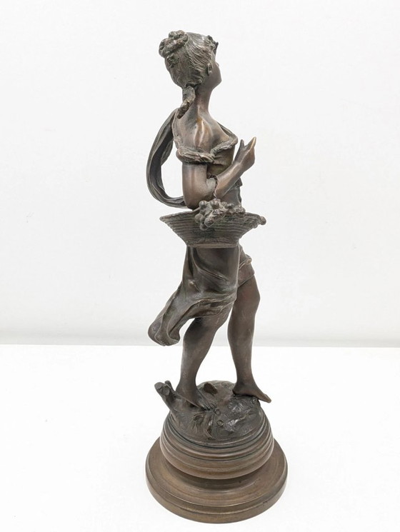 Image 1 of Auguste Moreau (1834-1917) - Scultura, Giovane ragazza - 50 cm - Lega