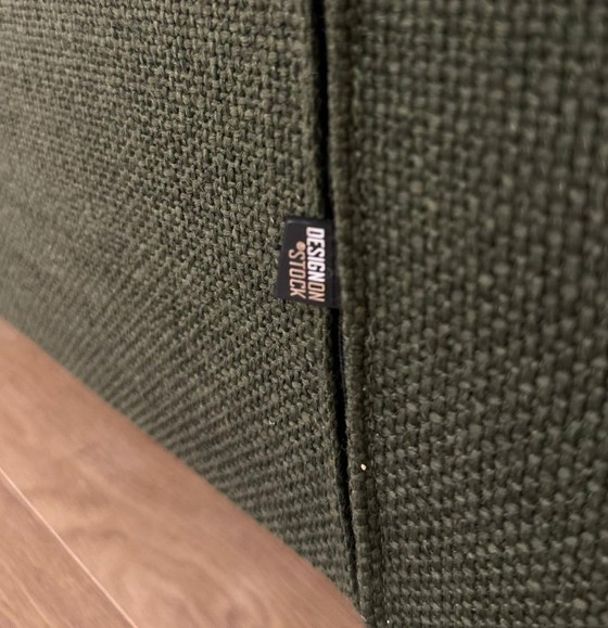 Image 1 of Divano a 3 posti Design on Stock Bloq verde, appena rivestito.