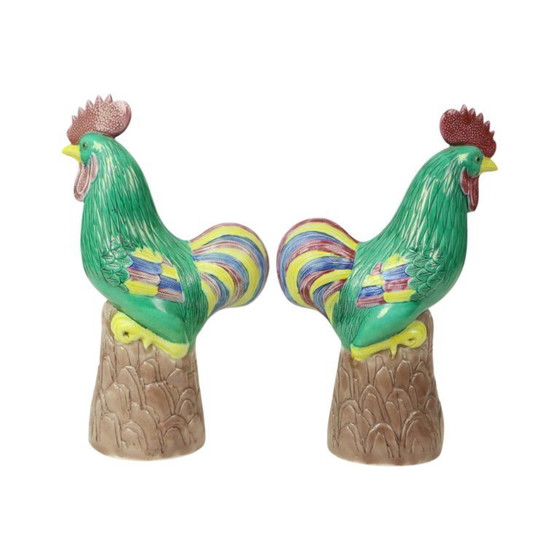 Image 1 of Coq en porcelaine polychrome émaillée