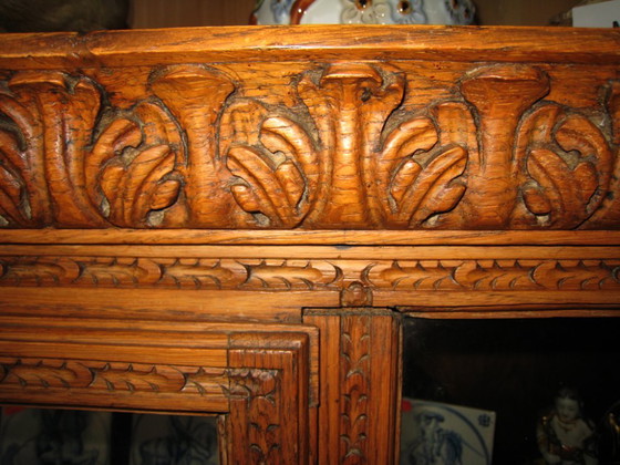 Carved wood Display cabinet with glass doors, Brown, Classicisme (photo 8 of 11)