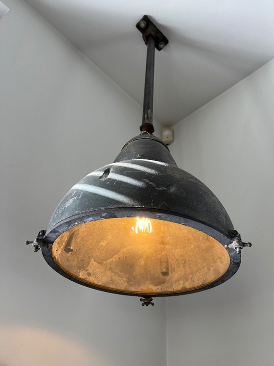 Due lampade a sospensione in stile industriale – Glass (photo 9 of 12)