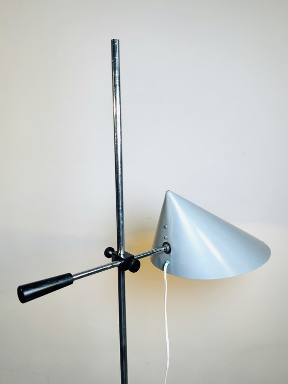 Image 1 of D-2003 BODENLAMPE VON JAN JASPERS FÜR RAAK AMSTERDAM, NIEDERLANDE, 1950er Jahre