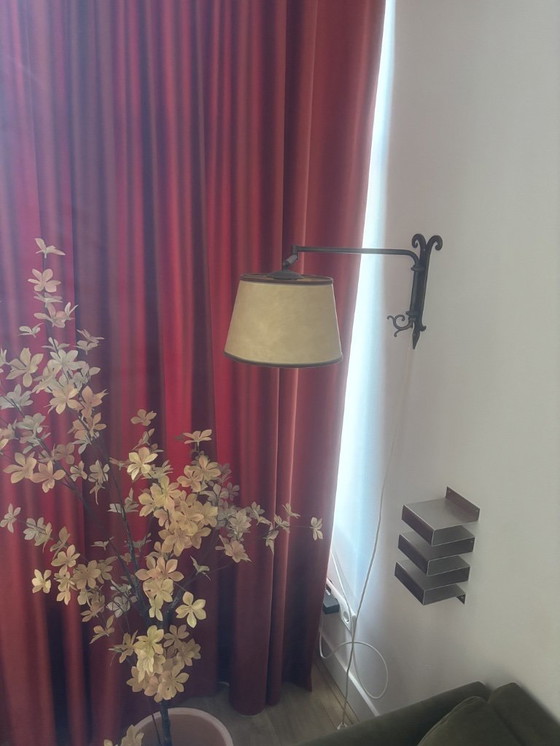 Image 1 of Antieke wandlamp mid-century