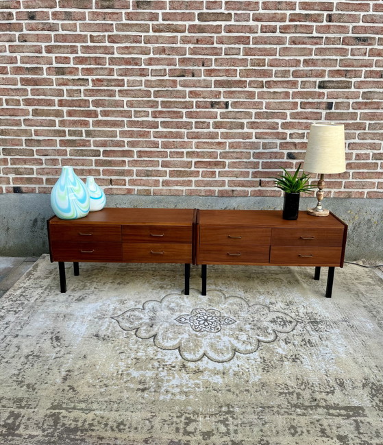 Image 1 of Vintage teakhouten lowboard tv-meubel