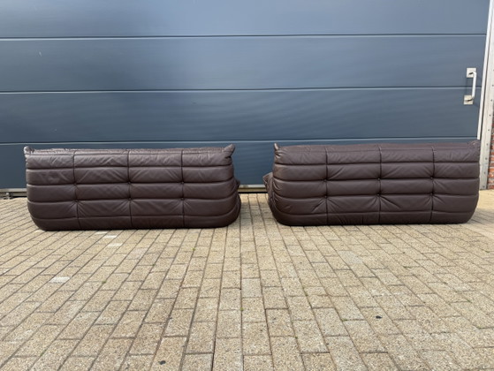 Image 1 of 100% authentic Ligne Roset Togo 2x 3-seater in Chocolate Brown leather
