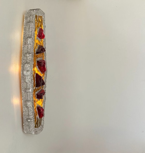 Image 1 of Applique da parete vintage XL "in vetro colorato" in cemento e vetro, Svezia 1950